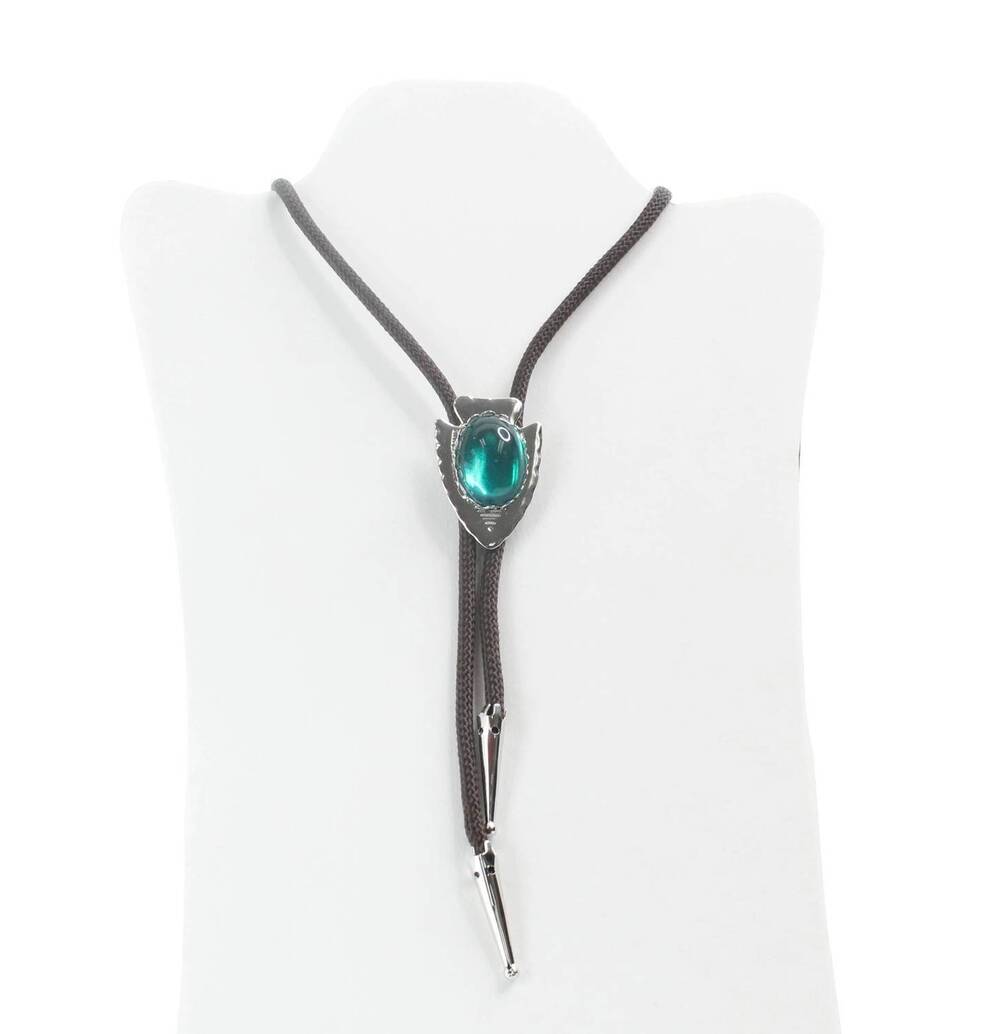 NEW HHH DESIGNS unisex western arrowhead bolo tie in green stone